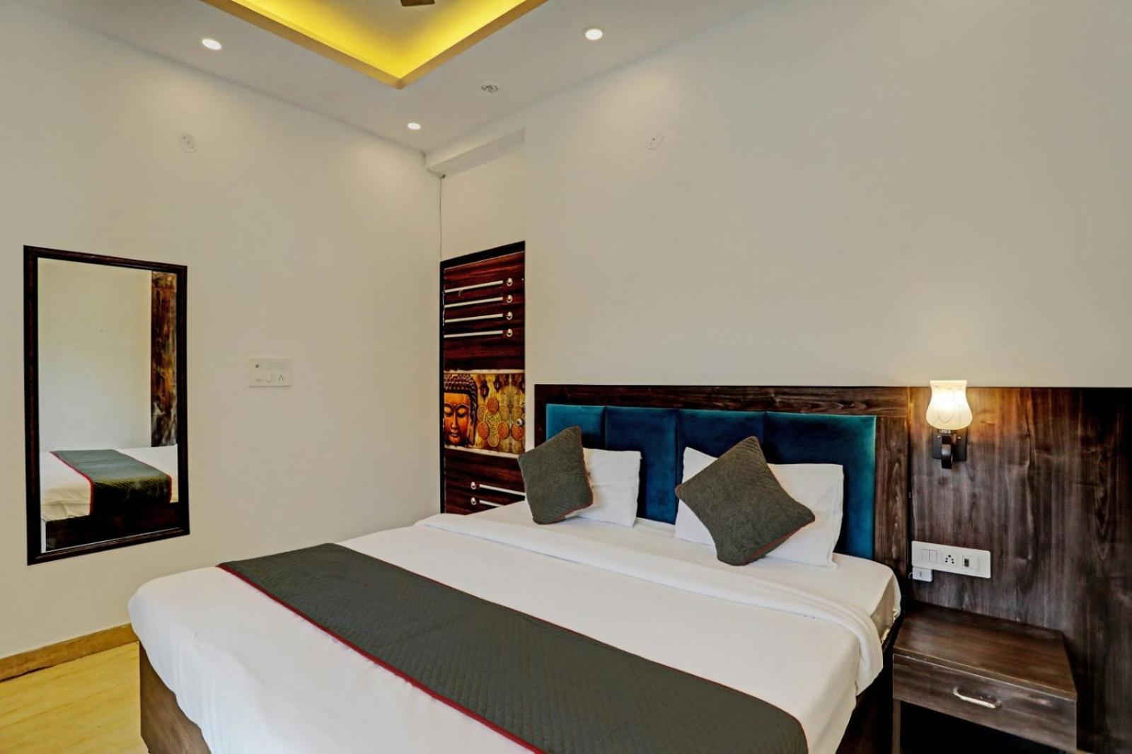 Hotel Golden Prime King New Delhi Eksteriør bilde