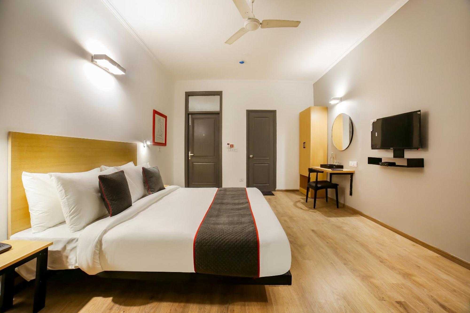 Hotel Golden Prime King New Delhi Eksteriør bilde