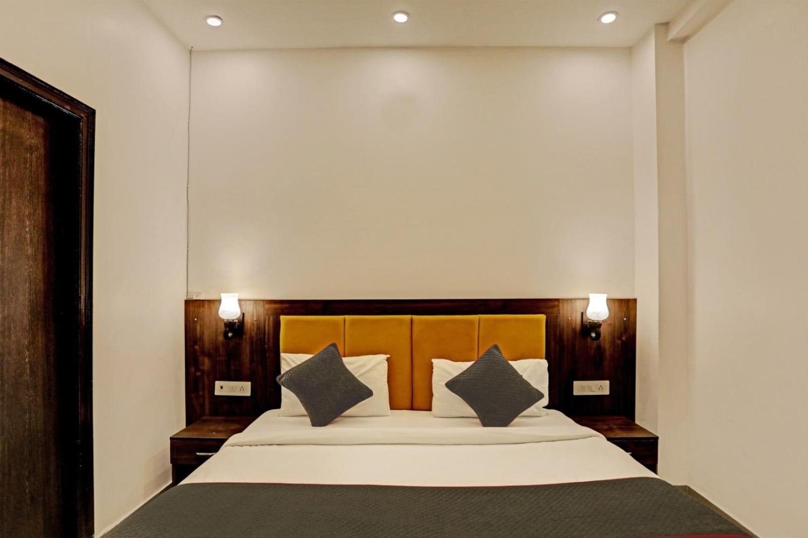 Hotel Golden Prime King New Delhi Eksteriør bilde